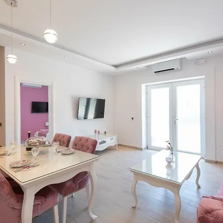 Domenica Apartamento