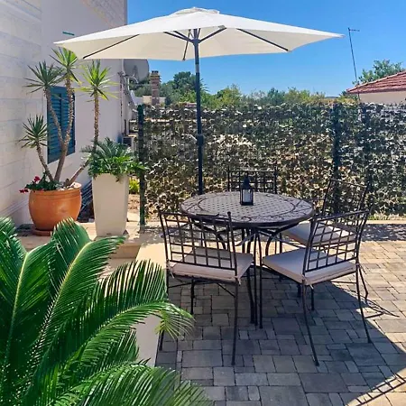 דירה Domenica אורביץ